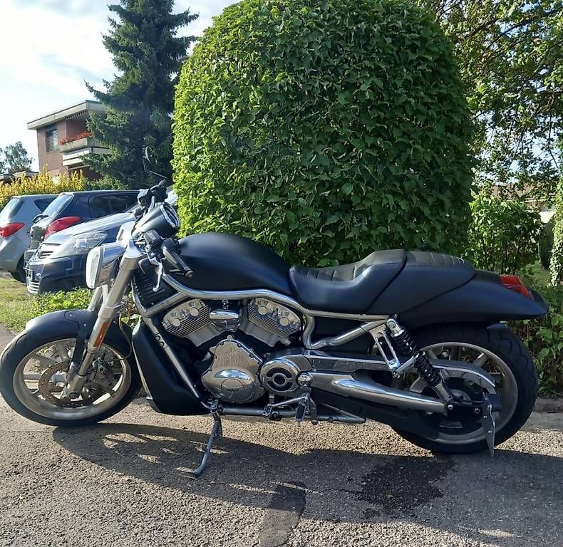 Chopper: Harley Davidson V Road – Usato da Gstaad venduto da patrickx6 4