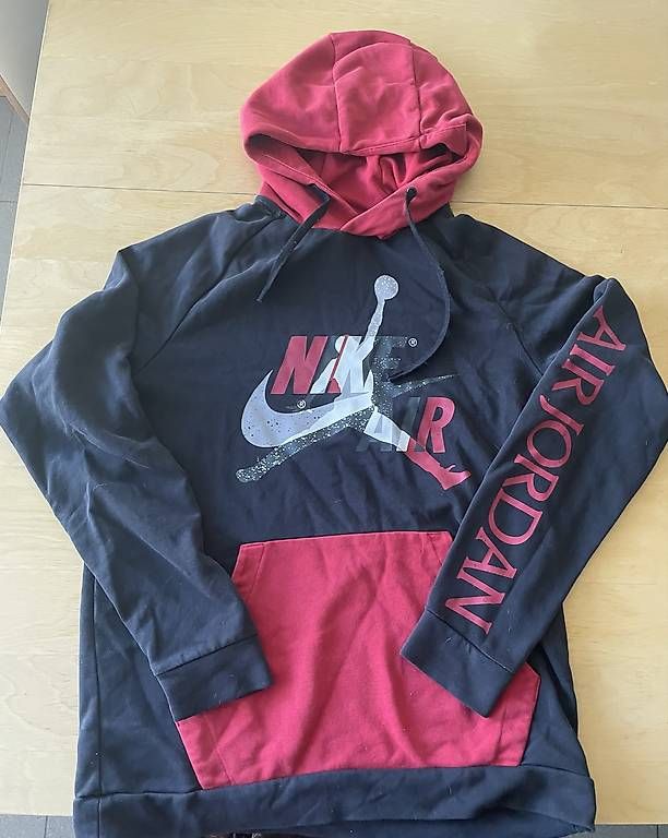 Maglioni & Felpe: Pull à capuche Jordan taille L – Usato da Genève venduto da MacCel