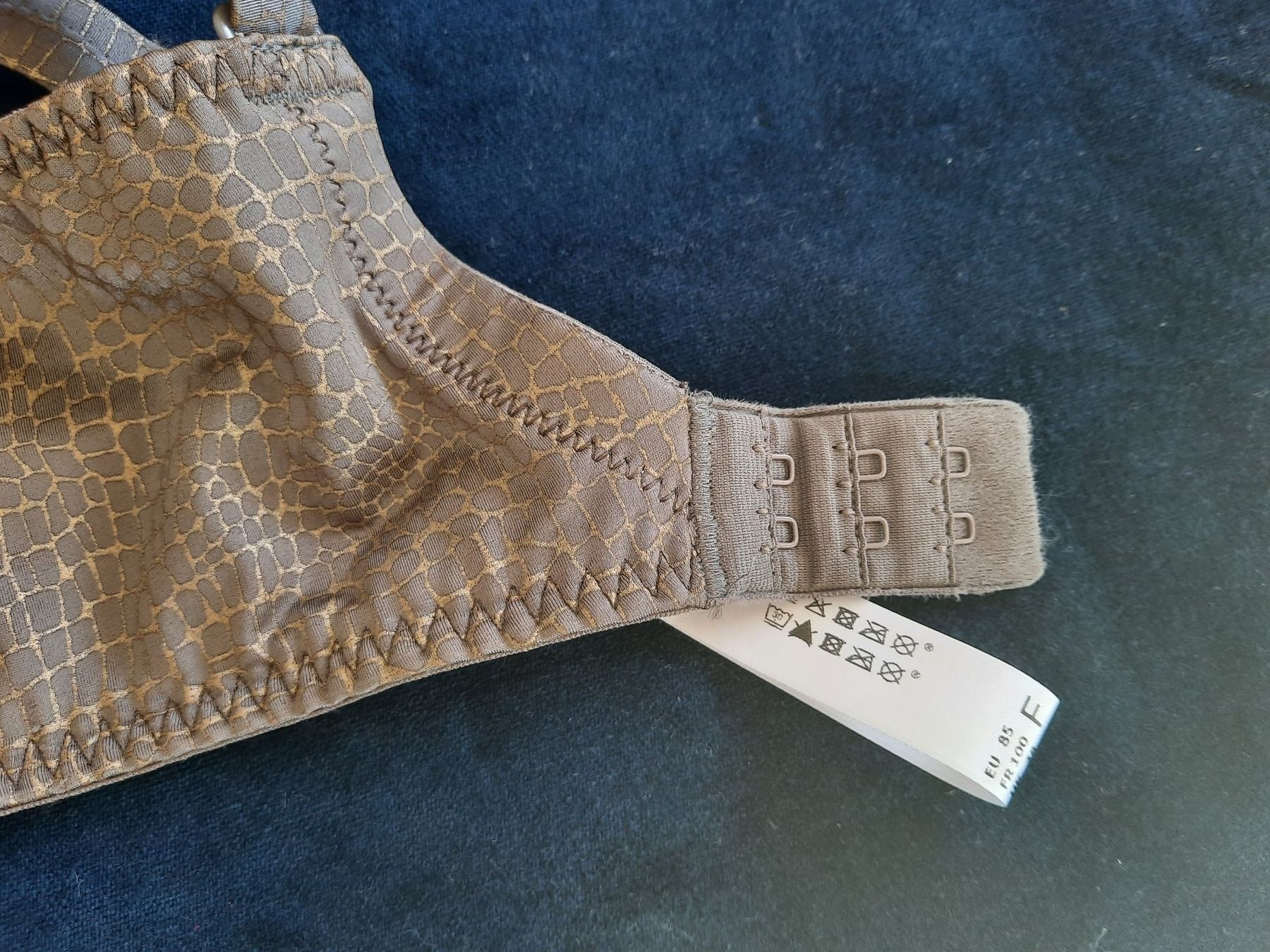 Altra biancheria intima: Passgenau - Primadonna Twist Contour Bh 85F – Nuovo e nell'imballaggio originale da Immensee venduto da Dessous-Outlet 2
