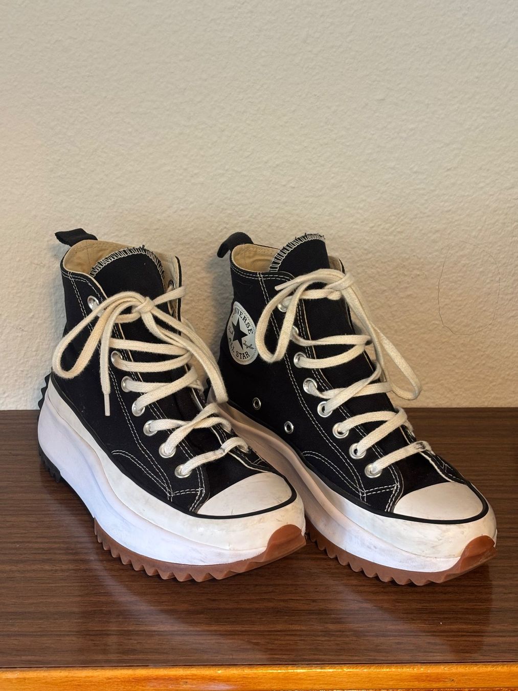 Converse Damenschuhe: Converse - Run Star Hike - Schuhe - Grösse 39 – Gebraucht aus Winterthur von JAKU.SPACE