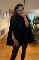 BURBERRY CAPE BLACK