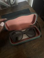 Gucci Sunglasses Black Frame Like New Condition