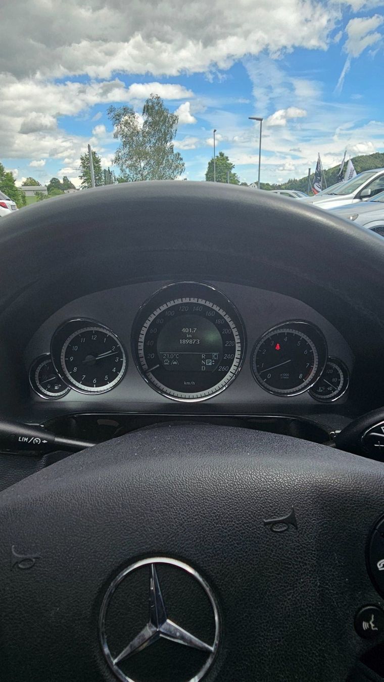 Mercedes-Benz Automobili: MERCEDES BENZ E 350 4M – Usato da Diessenhofen venduto da Osio 4