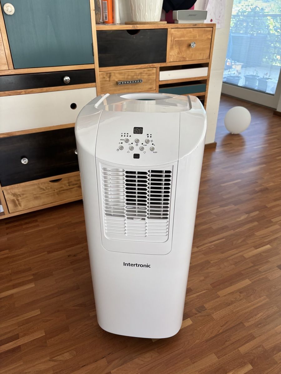 Condizionatori: Klimagerät Intertronic ITR75 mit 7600 BTU/h – Usato da Grellingen venduto da Disrupter