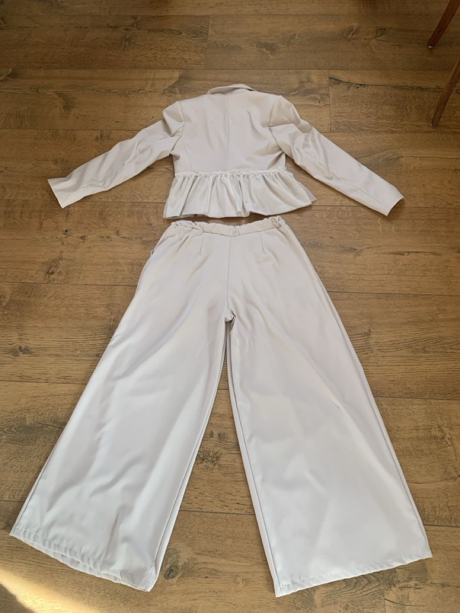 Completi & Tailleur: Imperial, Deux Piece, M – Usato da Thierachern venduto da reten 4