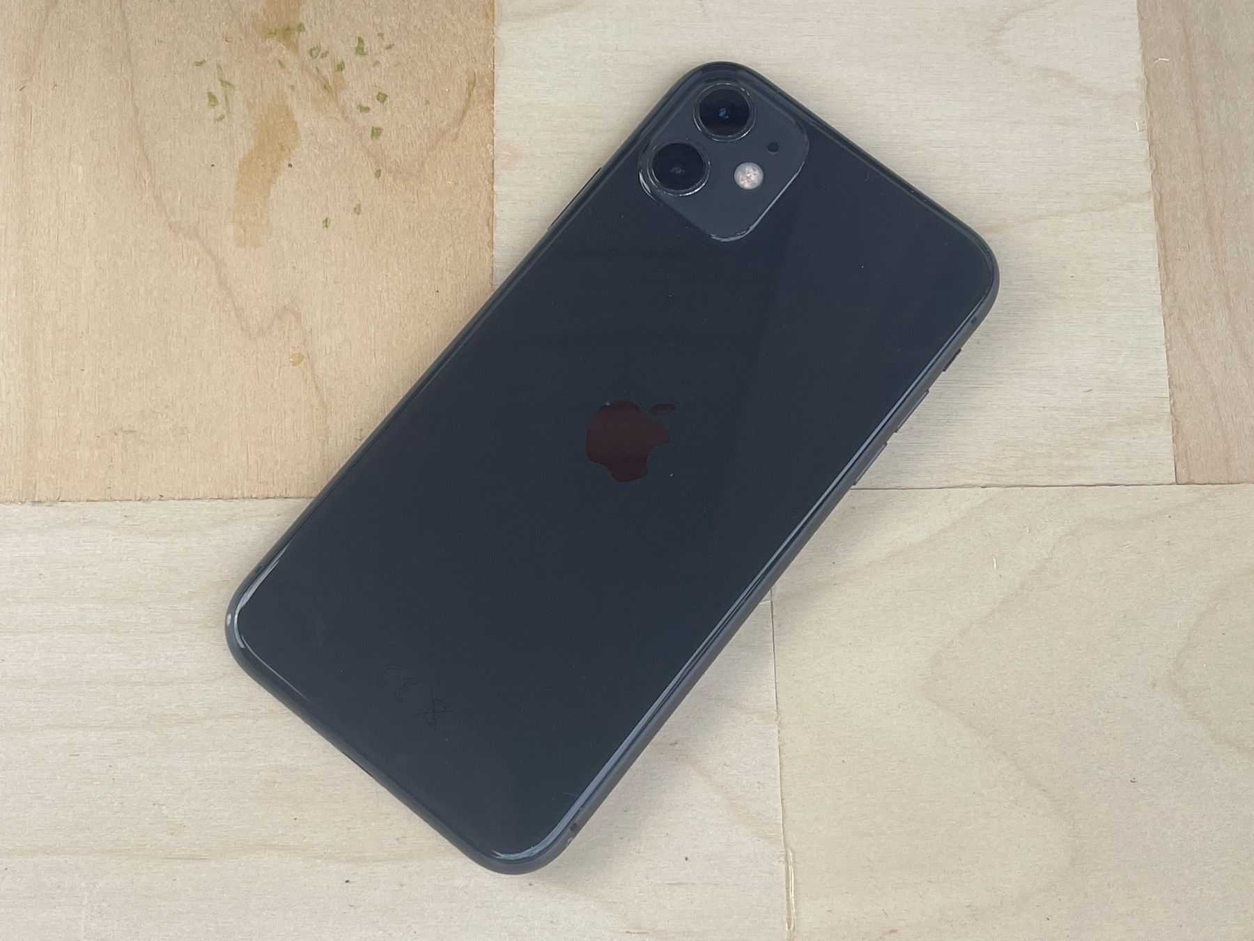 Apple Portables: Iphone 11, 128gb – D'occasion à Daillens par TinyTimberFriends 1
