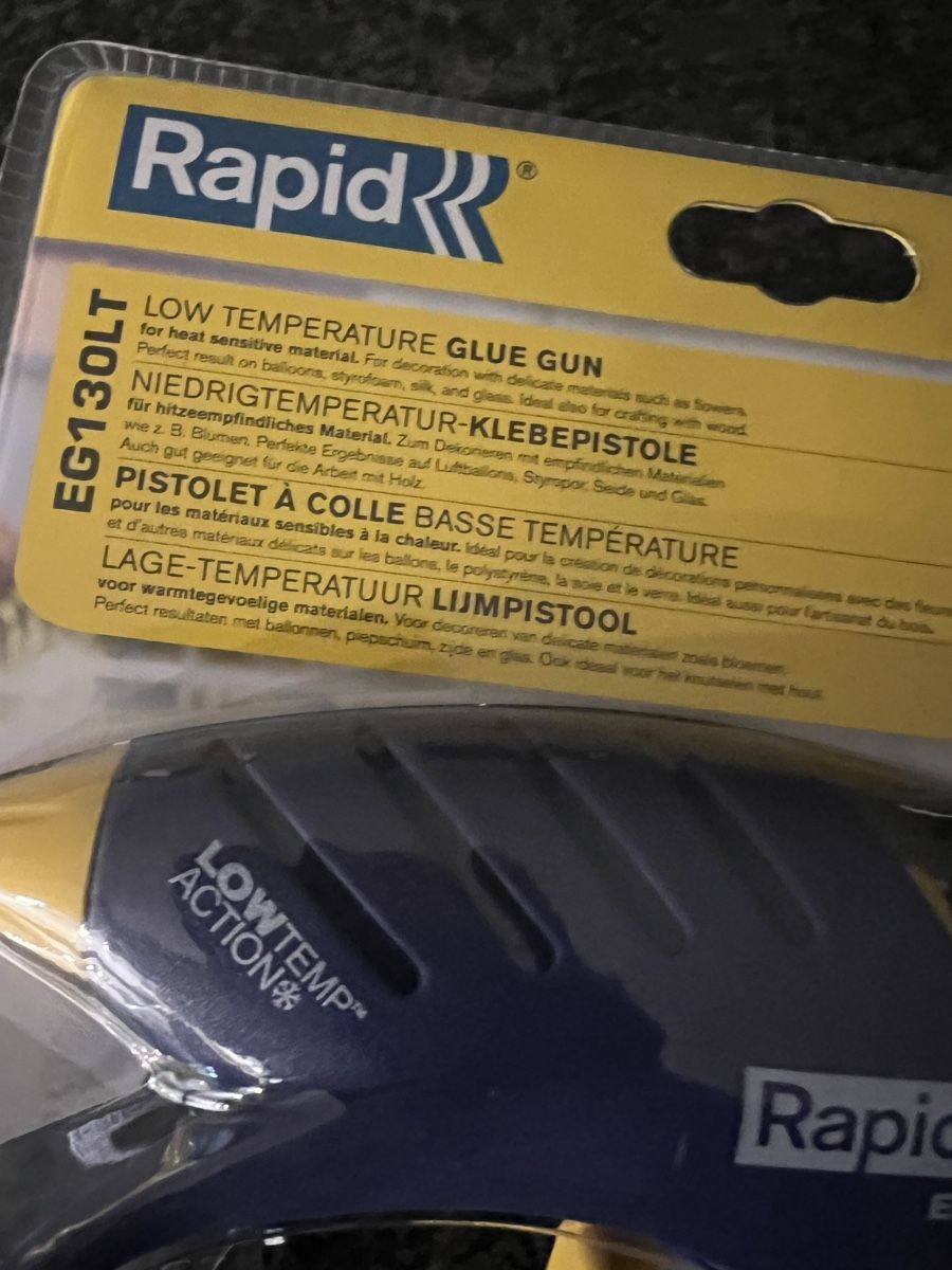 Tous les outils: Heissleimpistole originalverpackt – Neuf avec emballage d'origine à Bülach par Cucculi 2