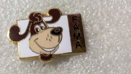 Ansteckpin 211: Fama