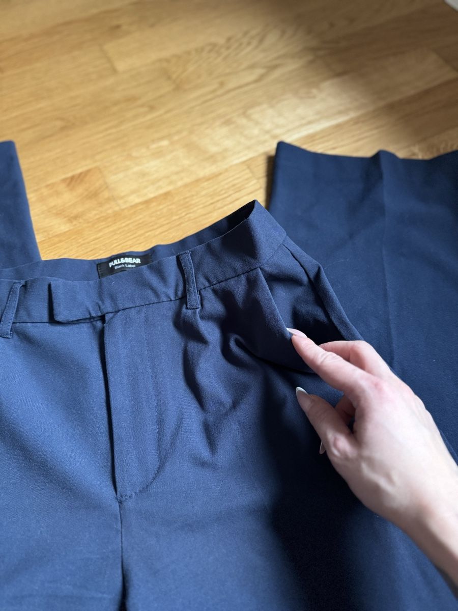 Pull&Bear Pantaloni: Pull&Bear Stoffhose blau wide leg Black Label Gr. S 36 – Usato da Wittenbach venduto da Apicel 1