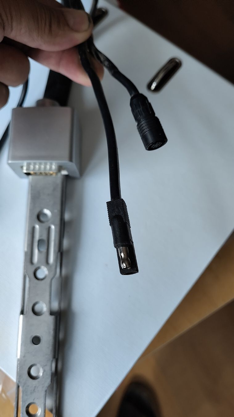 Bionx Pezzi di ricambio: Bionx Batterieschiene  – Usato da Glattfelden venduto da Gelick 1