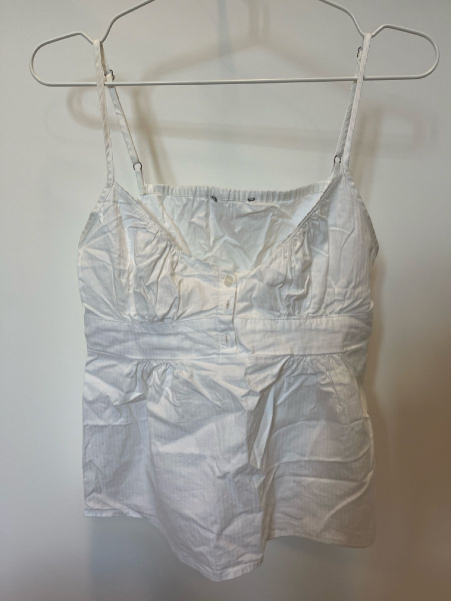 Brandy Melville Top: Brandy Melville Top – Usato da Guntalingen venduto da mon_hc9m