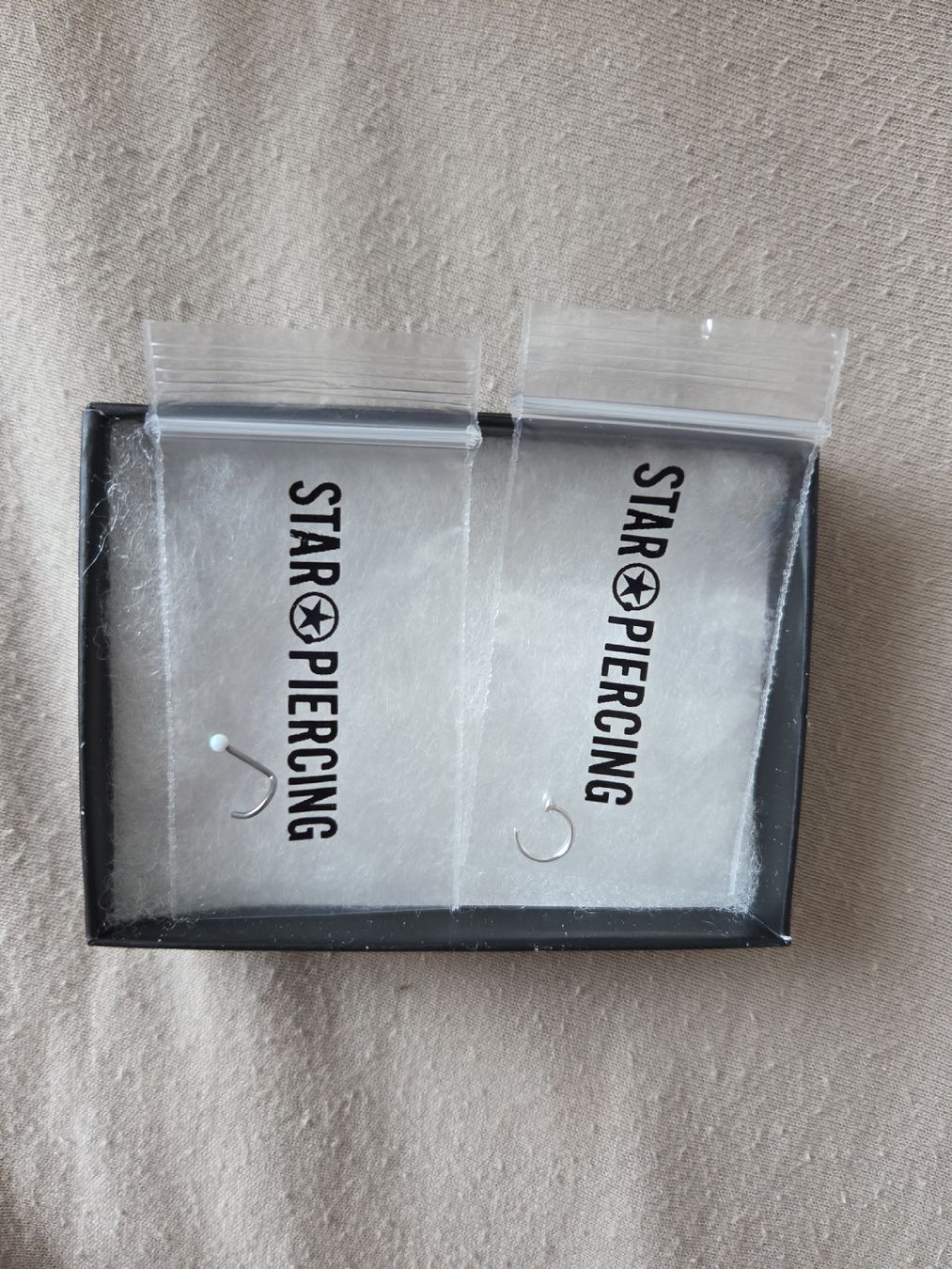 Piercingschmuck: Nasenpiercing Silber – Neu und originalverpackt aus Lenzburg von schimmerli 1