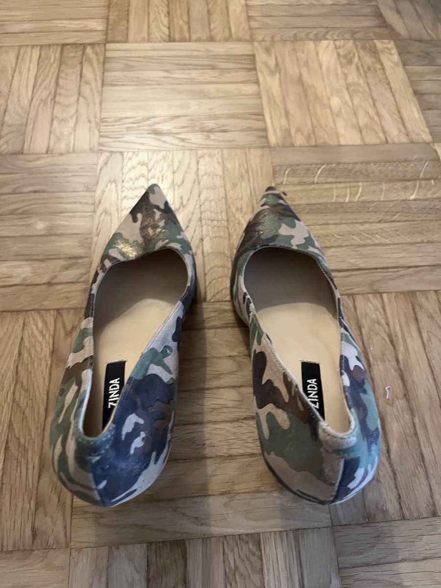 Scarpe da donna: Leder Schuh Militärlook leicht glänzend – Nuovo (secondo la descrizione) da Dübendorf venduto da NissanCC 1