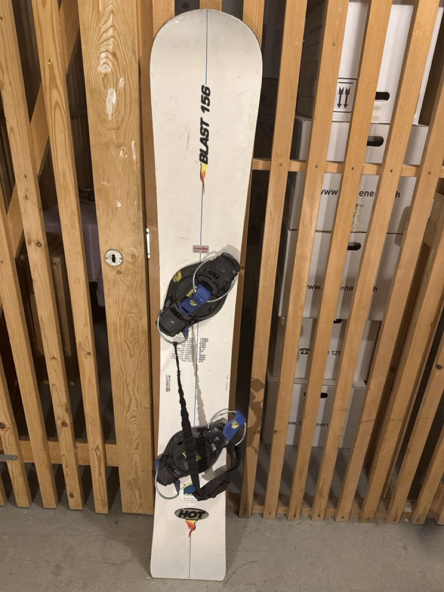 Board: Snowboard 156cm Bindungen inkl., Speedboard F2 – Usato da Schliern b. Köniz venduto da amo_lln9