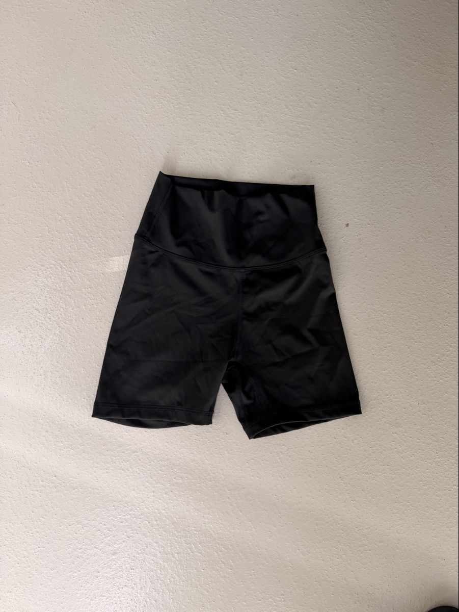Lululemon Lotti di vestiti: Lululemon Define Set – Nuovo (secondo la descrizione) da Embrach venduto da judee_zh 6