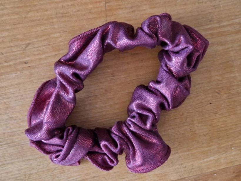 Accessori per capelli: Scrunchie rot glitzer - Haargummi – Usato da Frauenfeld venduto da jgh_gx6v
