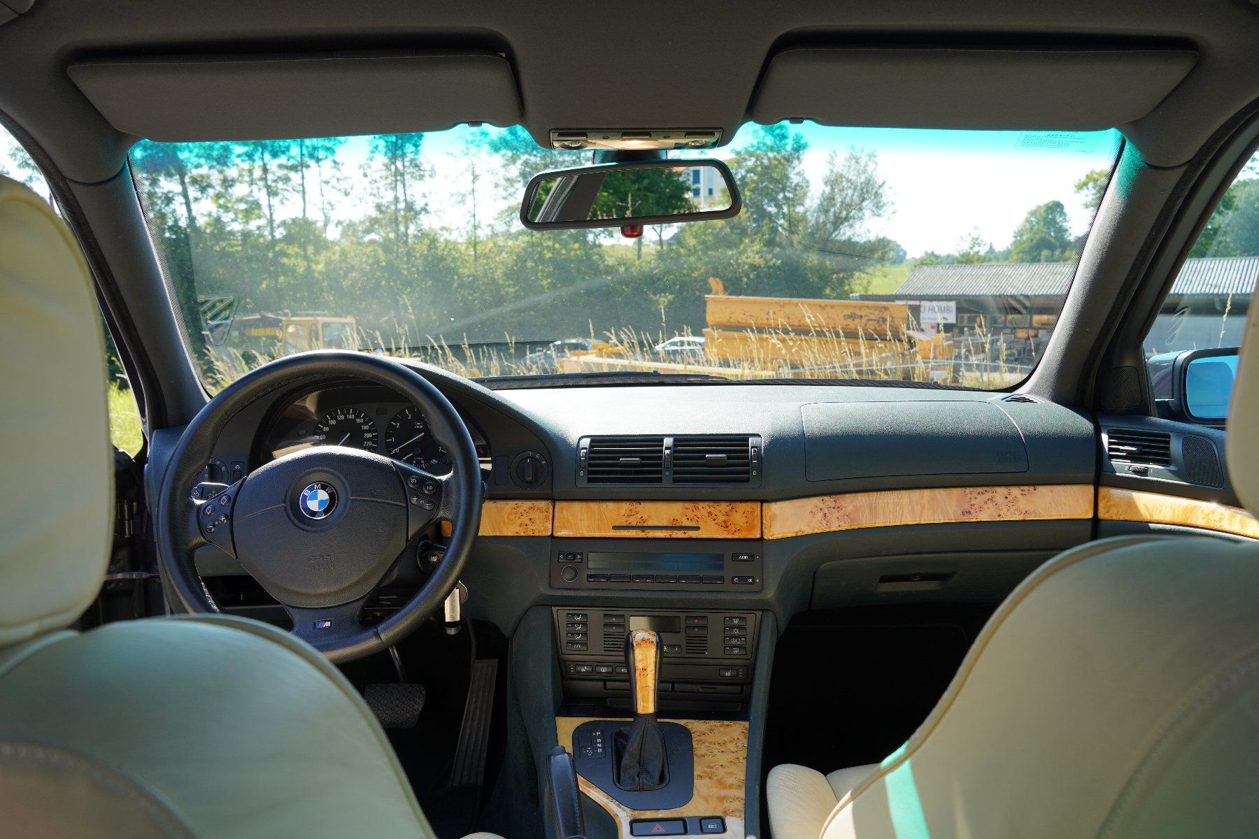 BMW Automobili: Youngtimer - BMW 528i E39 M52, MFK geprüft, aus erster Hand – Usato da Uerikon venduto da Norma06 3