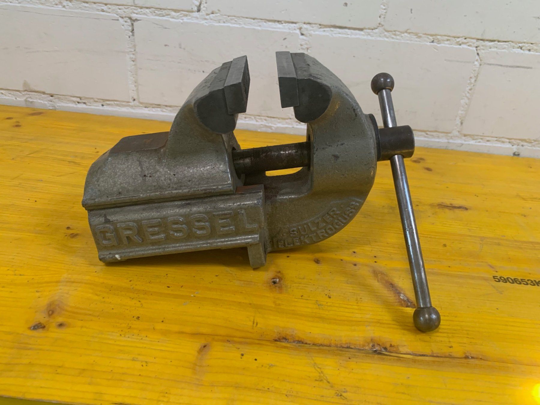 Gressel Tous les outils: Schraubstock Gressel / Sulzer Eelektroguss – D'occasion à Wallisellen par zappenduster