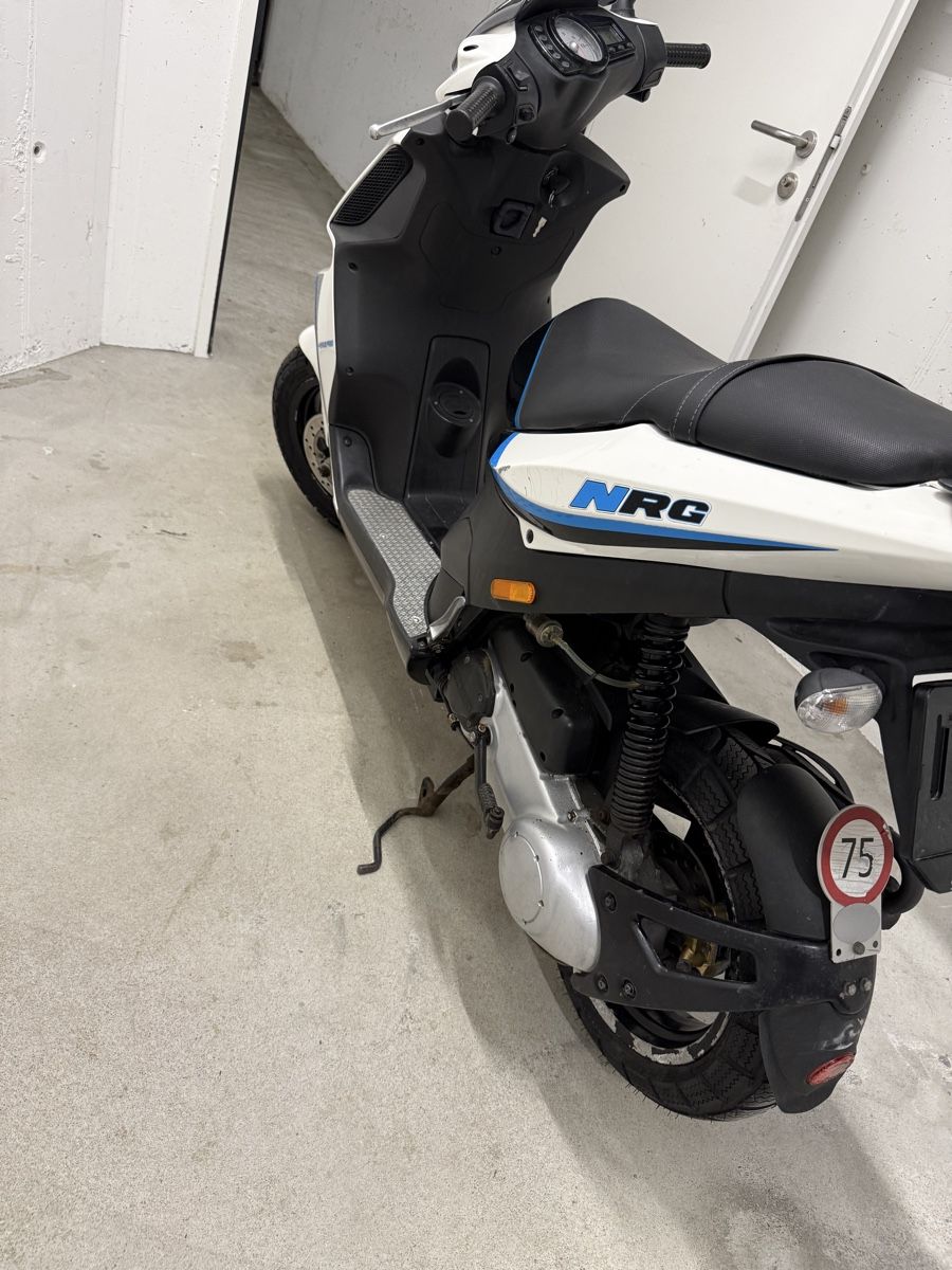 Piaggio Scooter: Piaggio NRG Power DD – Difettoso da Wetzikon ZH venduto da KIEE 2