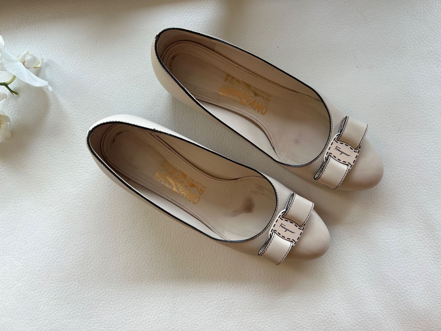 Salvatore Ferragamo Scarpe da donna: Salvatore Ferragamo (7.5) – Usato da Rüschlikon venduto da Tey_sl 2