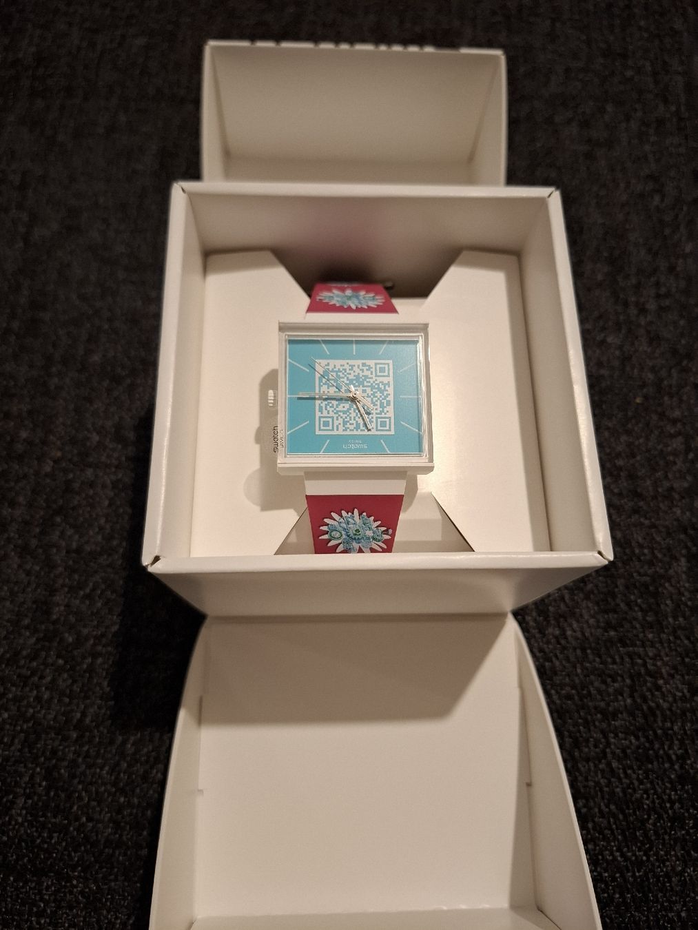 Swatch Orologi: Swatch Bioceramic Shareholder Watch 2025 – Nuovo (secondo la descrizione) da Zürich venduto da tob_pnc6