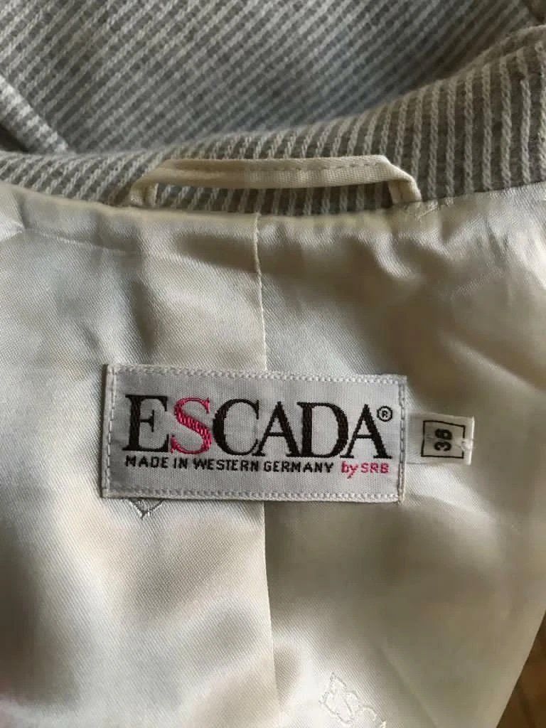 Escada Mäntel: Vintage ESCADA coat / 100% wool / Size 36GE /GREAT CONDITION – Gebraucht aus Zürich von lils01 5