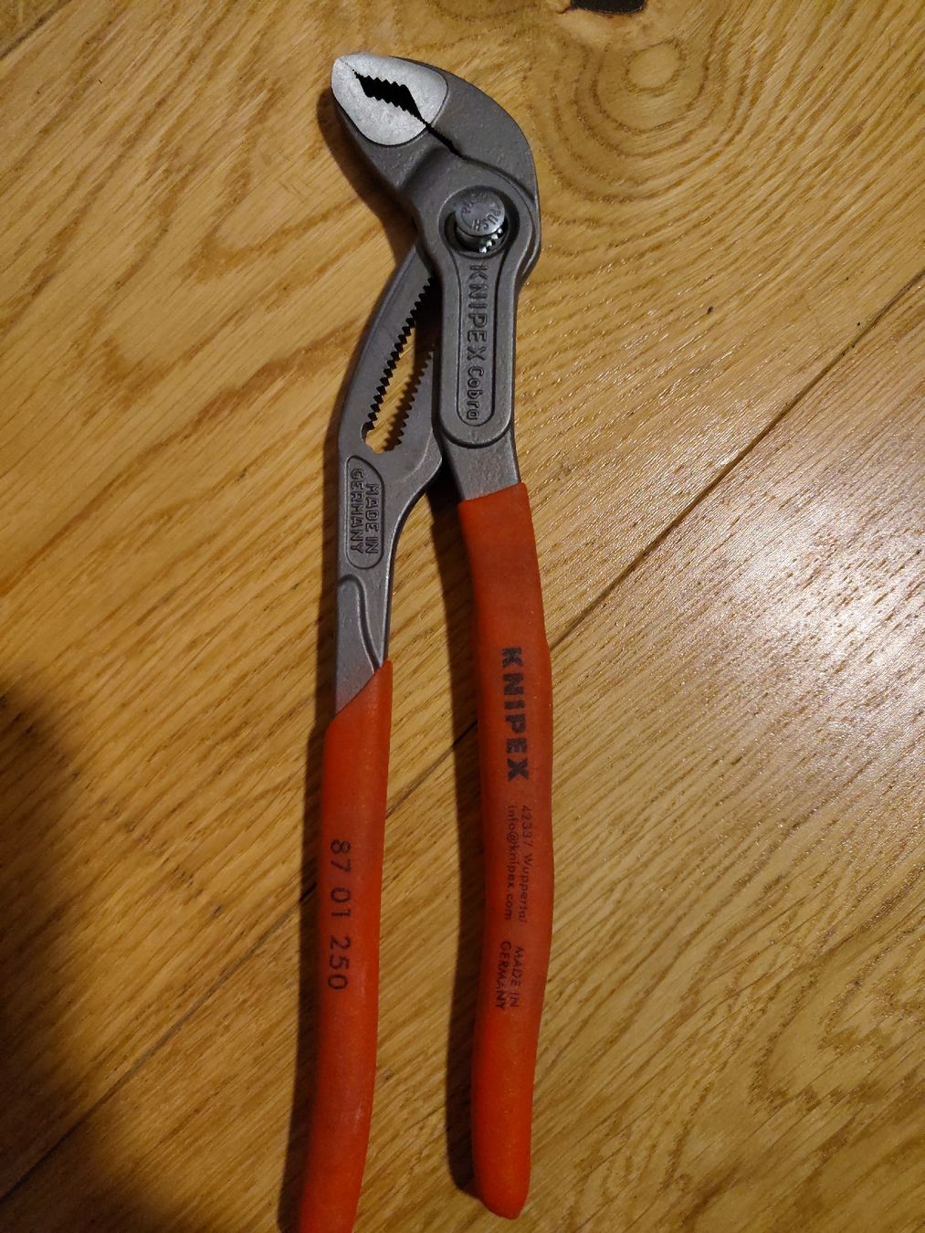 Tous les outils: Knipex Cobra Zangen – D'occasion à Frauenfeld par V-Popeye 2