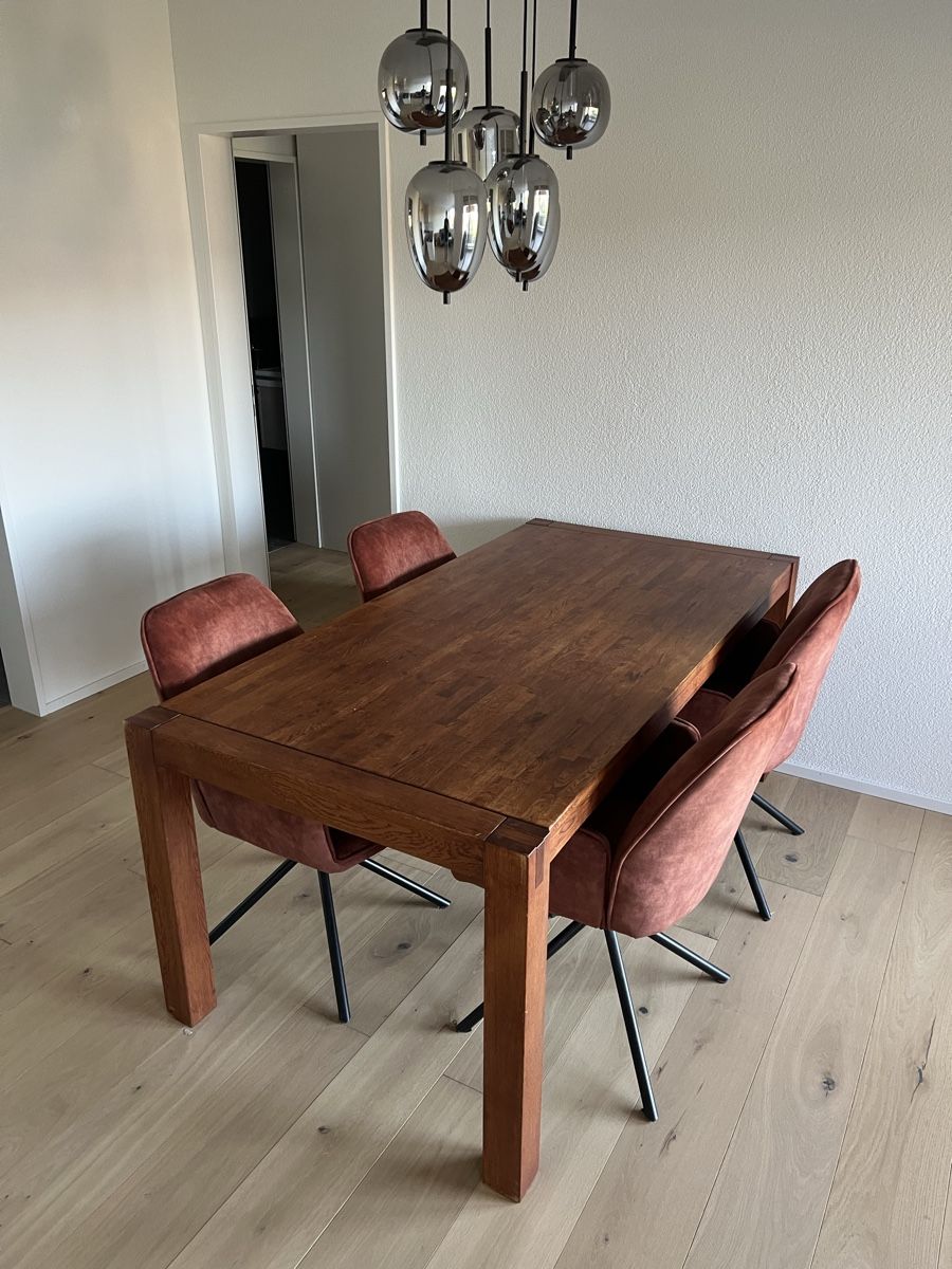 Tische: Esstisch aus Holz inkl. 4 Stühle – Gebraucht aus Uitikon Waldegg von pet_czx8