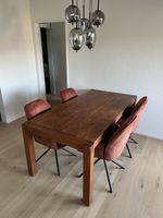 Esstisch aus Holz inkl. 4 Stühle