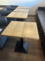 Bistro Tische 14 und 8 Stk
