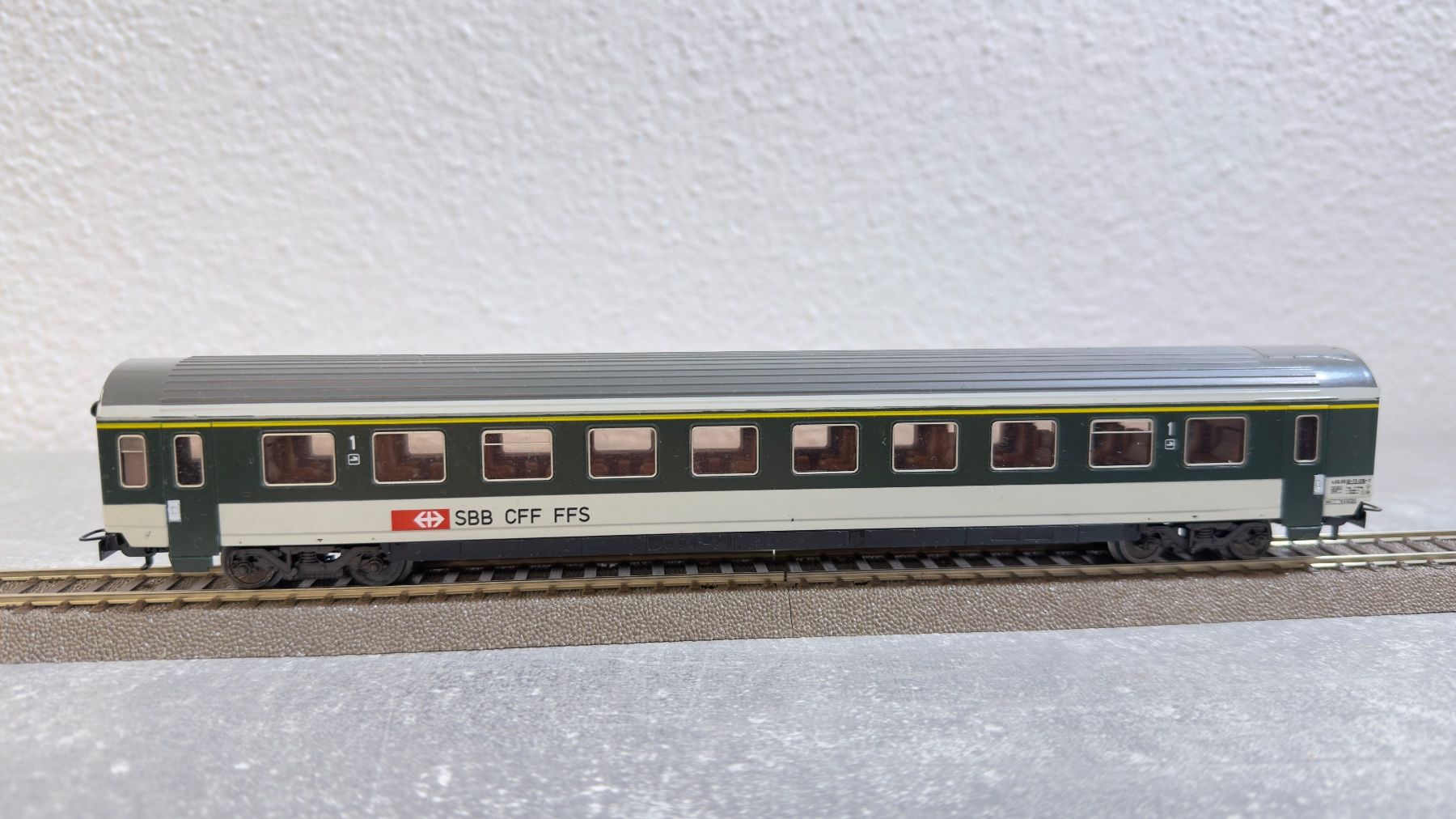 Märklin Modellini di ferrovie: Märklin Personenwagen H0 / AC – Usato da Windlach venduto da Kelebra 1