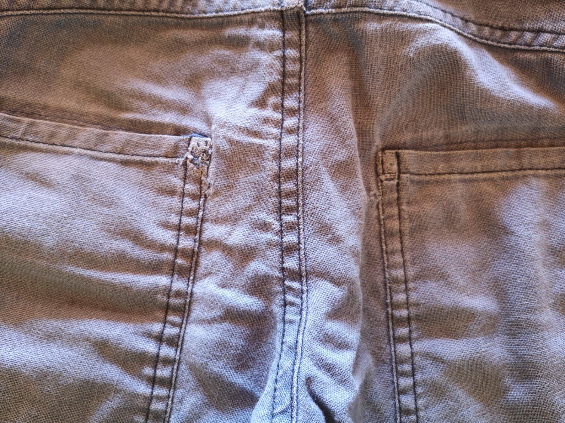 H&M Pantaloni: Kurze Hose Gr 104 Snoopy – Usato da Vordemwald venduto da Esel04 3
