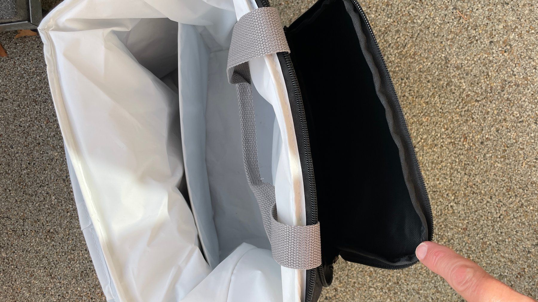 Sacs: Kühltasche schwarz grau – Neuf (Voir description) à Glattfelden par cybermaxx 6