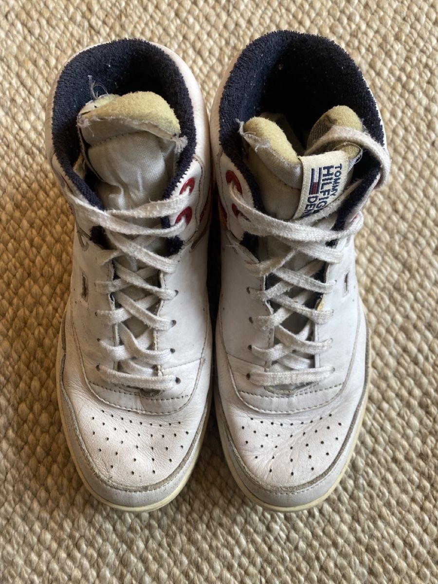 Tommy Hilfiger Scarpe da uomo: Hilfiger Sneaker Gr 37 – Usato da Luzern venduto da Willimaus