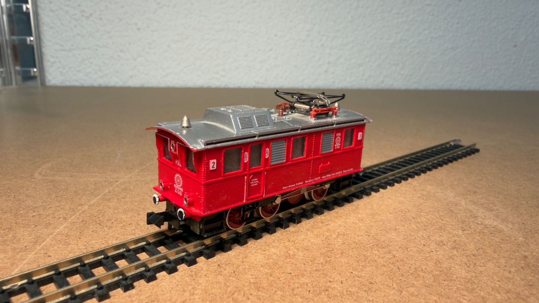 Fleischmann Modellini di ferrovie: Fleischmann Zahnradbahn 7306 Top Zustand – Usato da Schlieren venduto da rat_lq6b