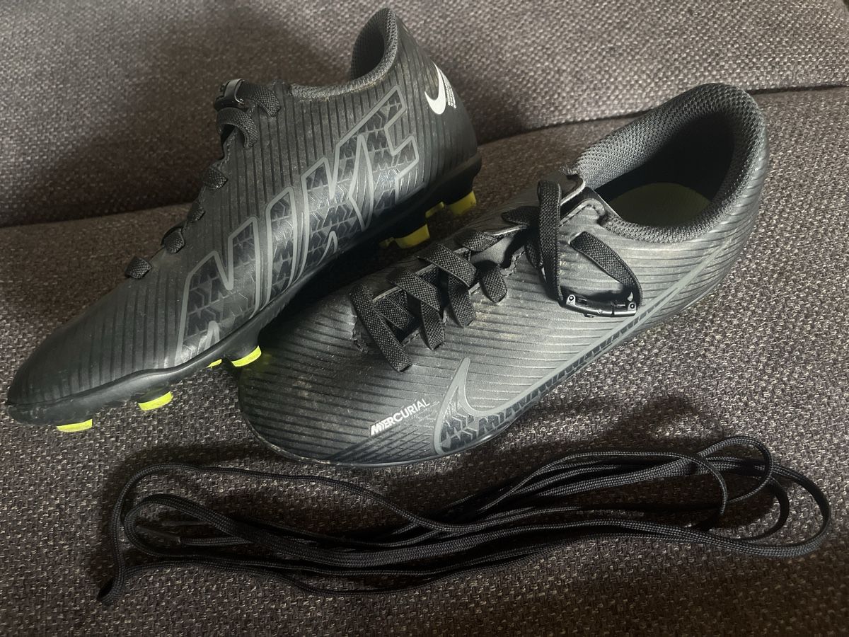 Nike Schuhe Nike Fussballschuhe 35 Nike Mercurial