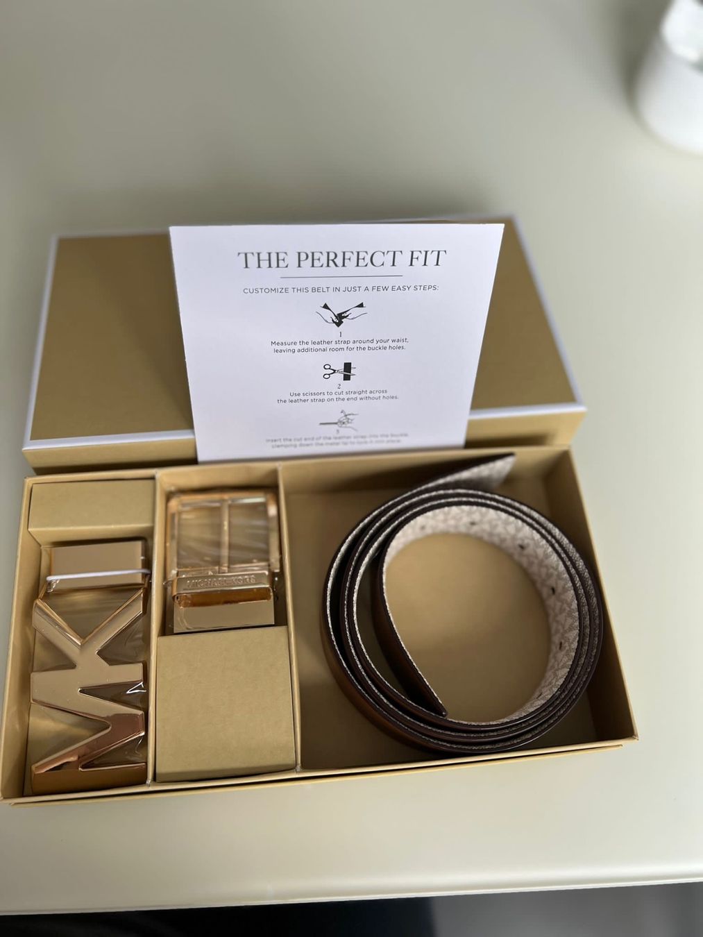 Michael Kors Cinture: Michael Kors Gürtel L 4in1 in Geschenkbox – Nuovo e nell'imballaggio originale da Wiedlisbach venduto da Sistershop 6