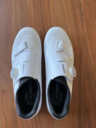 Shimano, weisse Radschuhe, ungebraucht, EU-Grösse 39