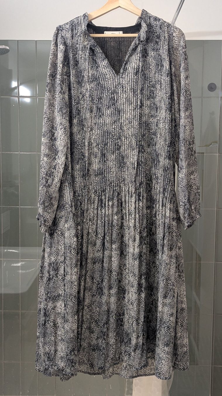 Mango Kleider: Mango S/M Kleid (Neu) – Neu (gemäss Beschreibung) aus Zürich von jus_wjj2 2