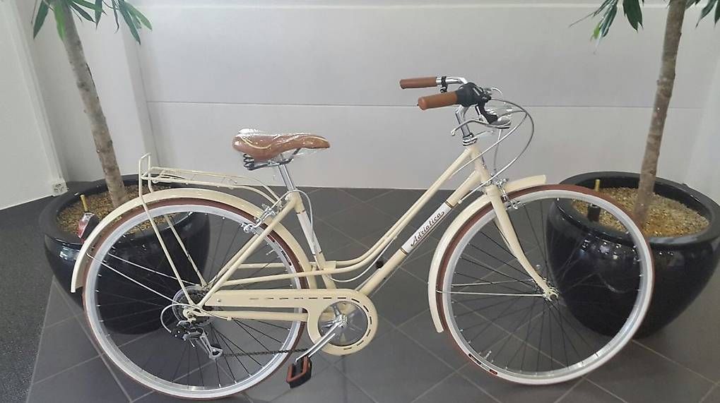 Velos: Damenvelo im Vintage Stil – Gebraucht aus Lyssach von Hoferbike