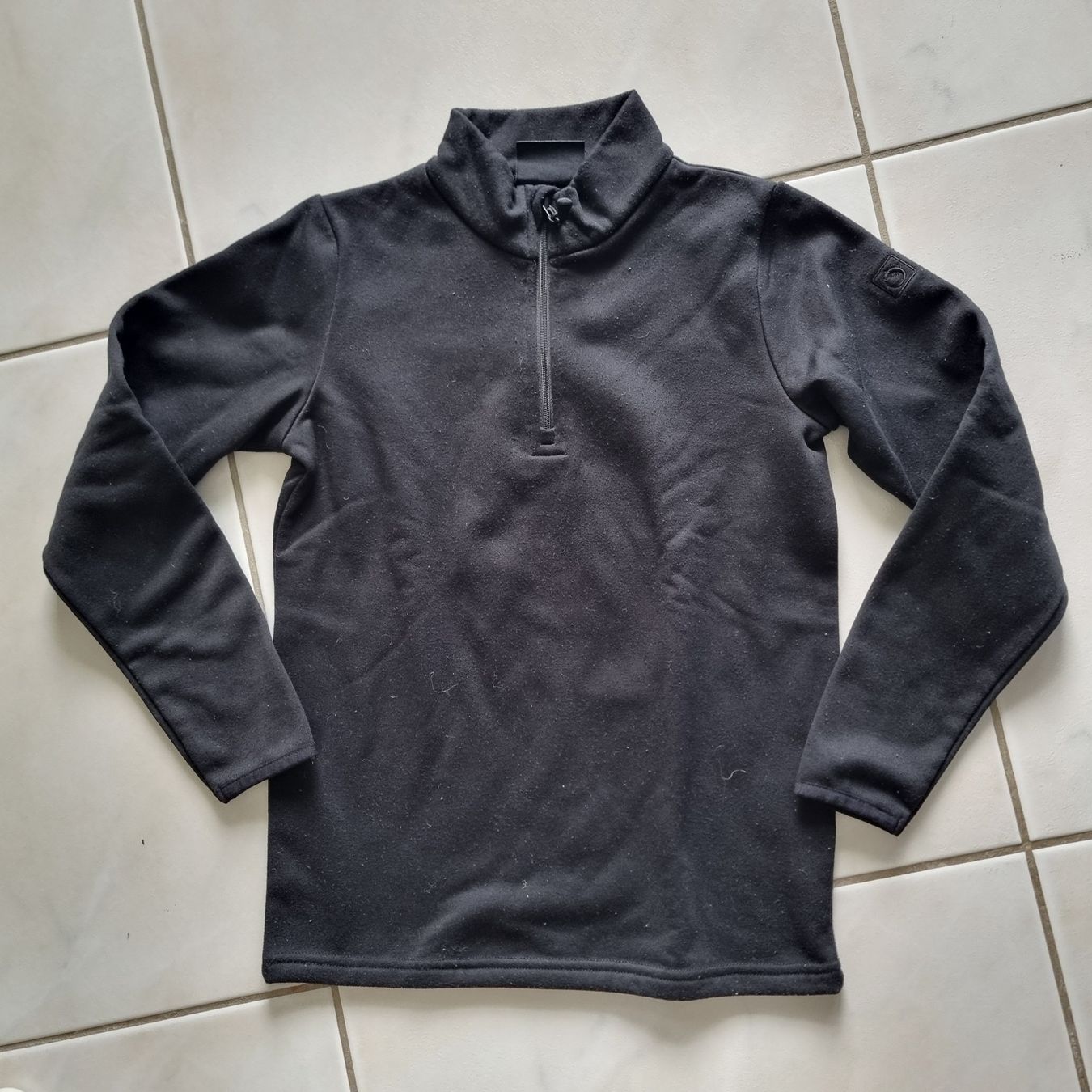 Pullover & Sweatshirts: Schöner schwarzer Trevolution Skipulli Gr. 128 – Gebraucht aus Arth von Africa44