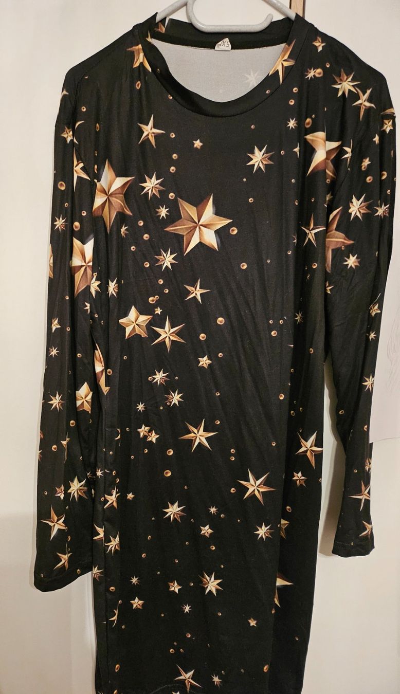Vestiti: Schwarzes Kleid mit Sternen – Nuovo (secondo la descrizione) da Thun venduto da Shame