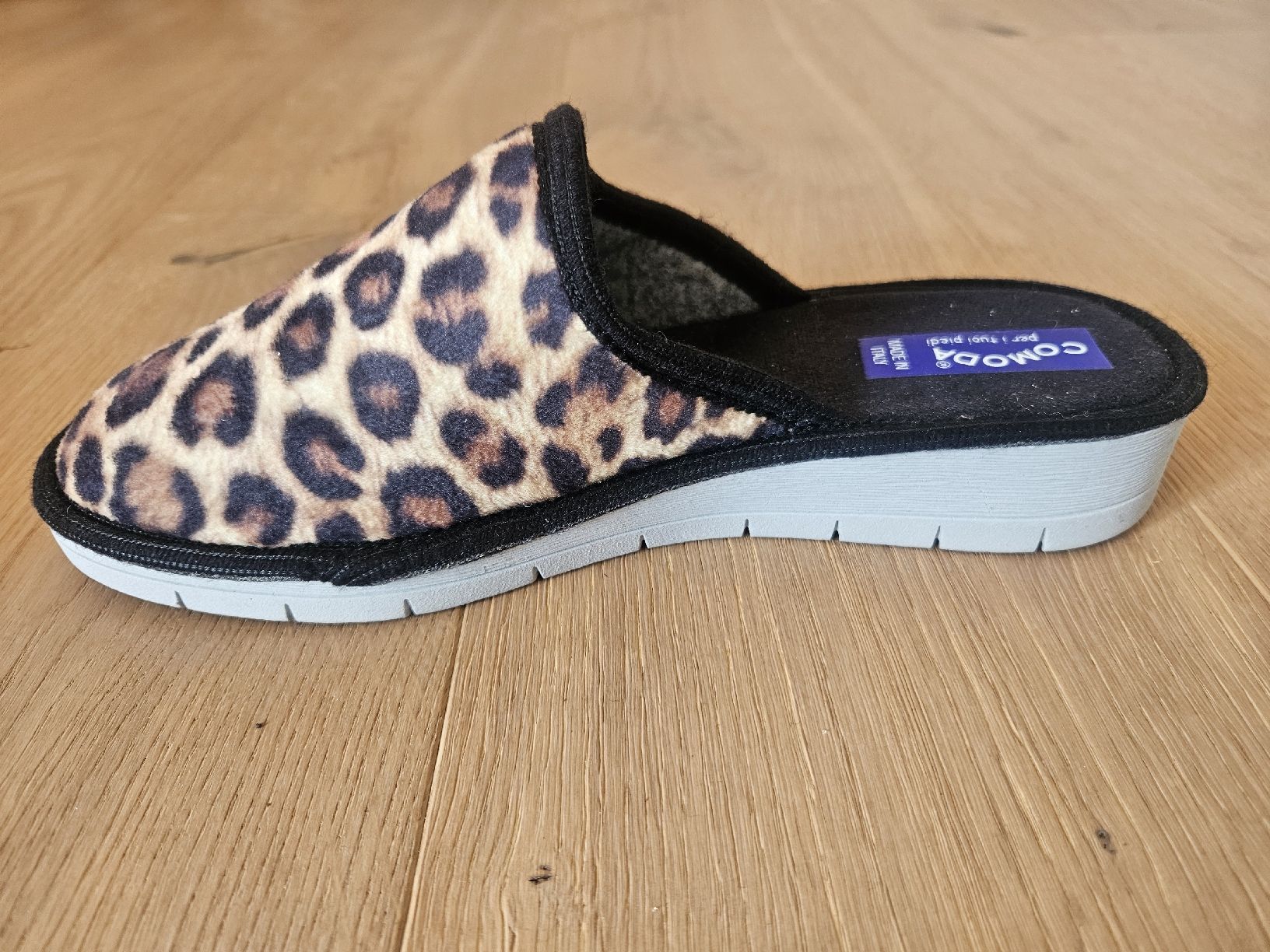 Damenschuhe: Hausschuhe Gr. 40 – Neu (gemäss Beschreibung) aus Sursee von sop_vxr7 1