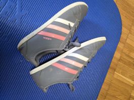 Adidas Sneaker, Gr. 38, grau-rosa