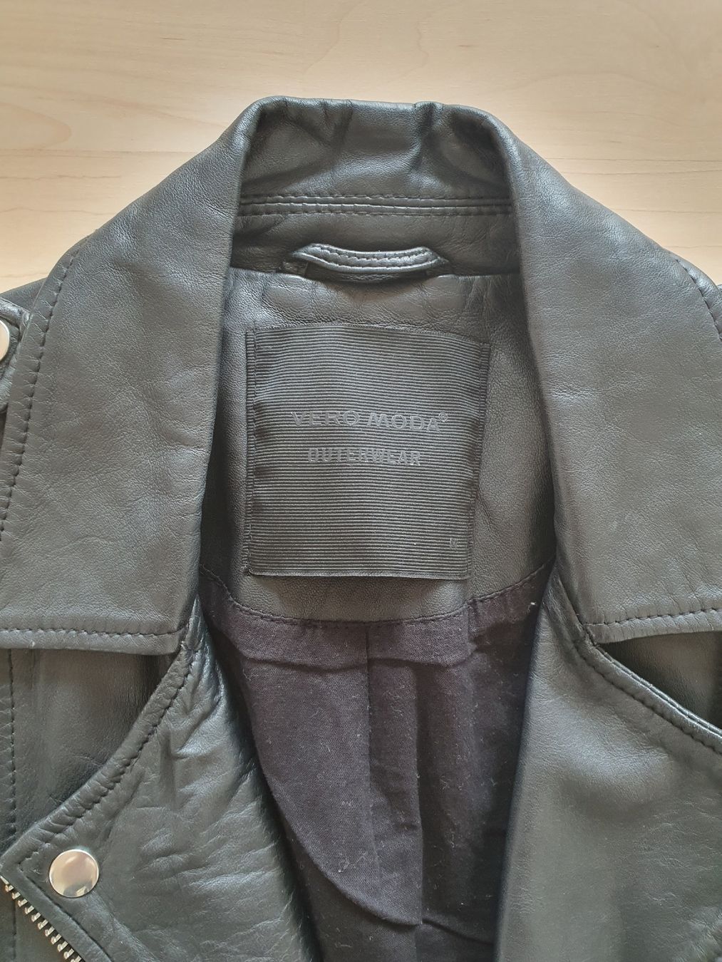Vero Moda Giacche: Lederjacke – Usato da Zürich venduto da nadiialivia 1