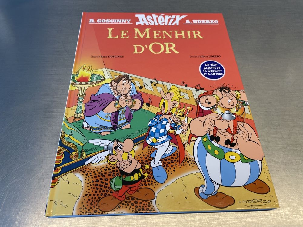 Astérix - Le Menhir d'or main image 1