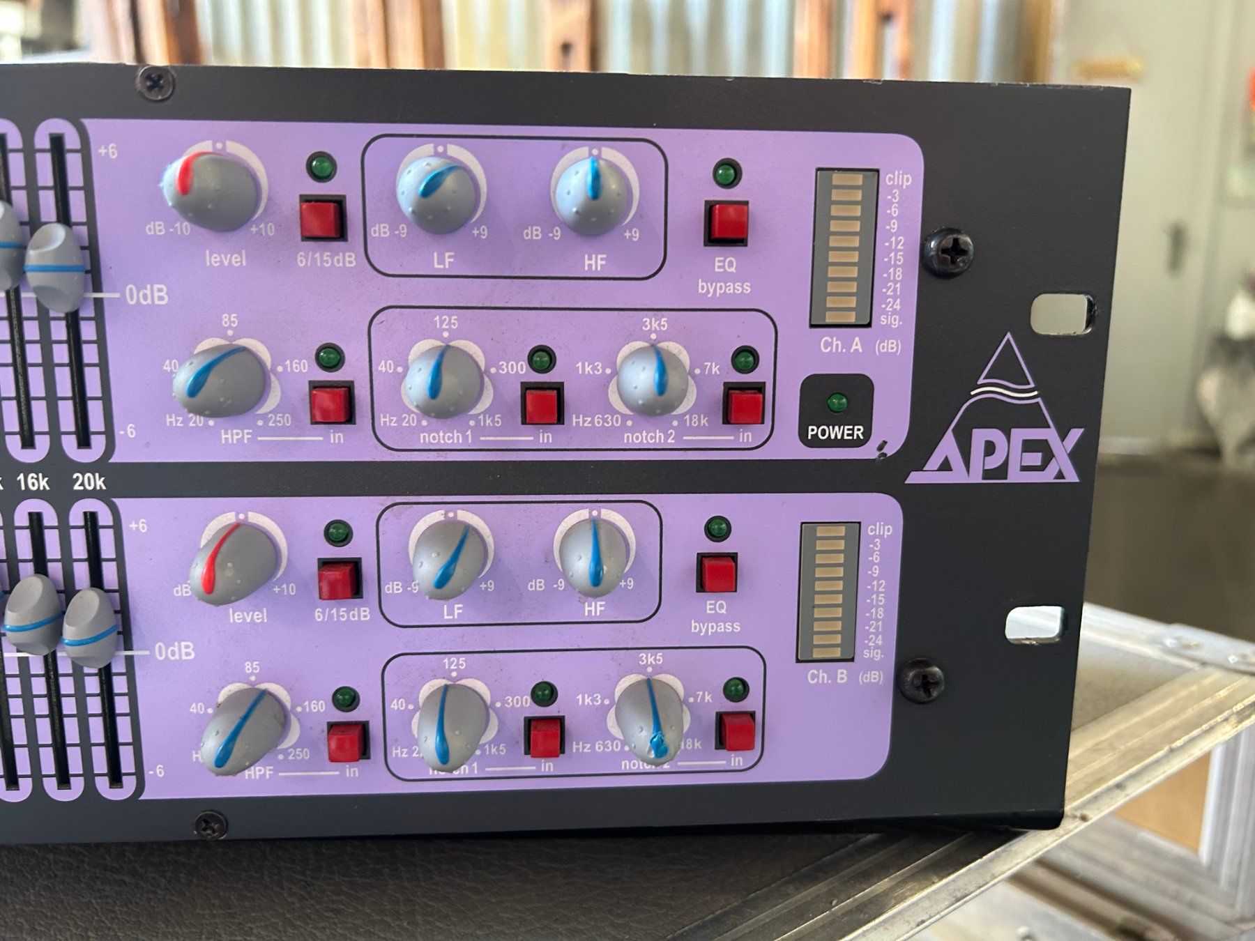 Equalizzatori: Apex DBQ Zero 2-Kanal 30-Band Grafik-Equalizer – Usato da Sugiez venduto da brockicenter 4
