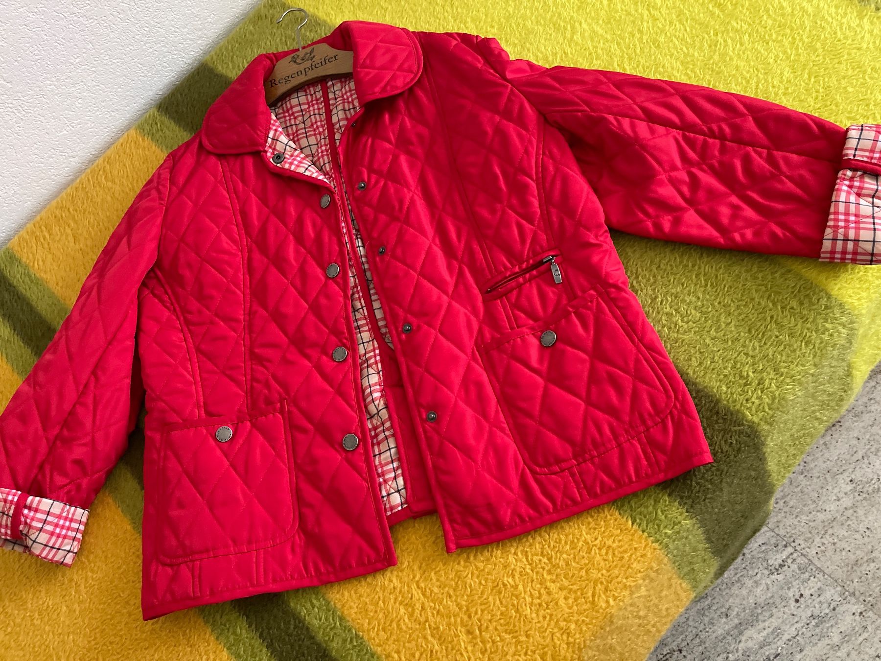 Giacche: Steppjacke Clarina Collection rot gr 38 – Usato da Gutenswil venduto da yneB1943