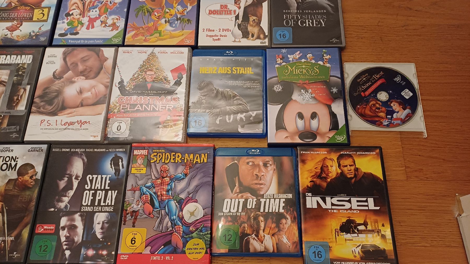 Tutti i DVDs: Grosse DVD + Blu Ray Disc Sammlung, viele Filme – Usato da Aarau venduto da Kaesekuchen2000 2