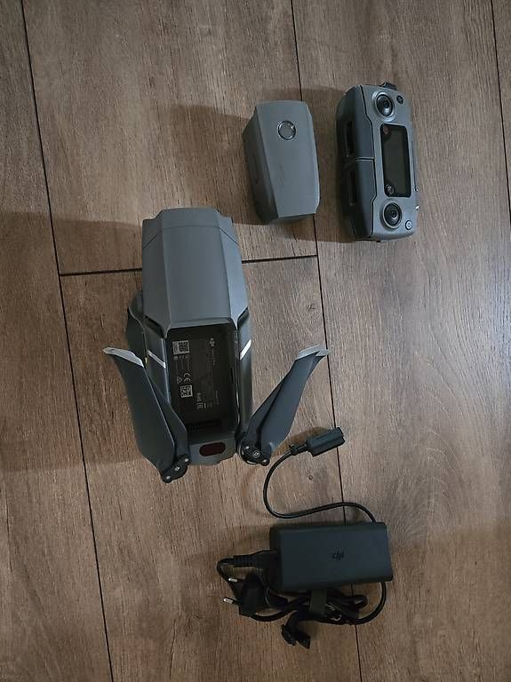Modellismo RC: DJI Mavic 2 pro Drone – Nuovo e nell'imballaggio originale da pratteln venduto da mer_qt2j 1